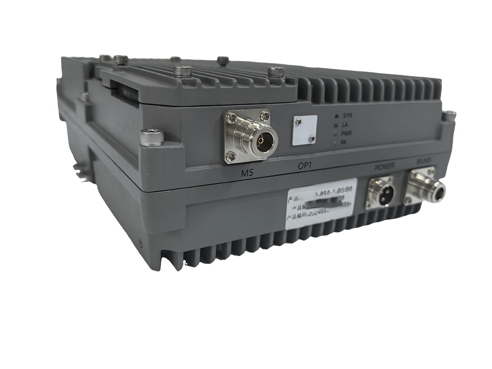  衢江三频手机信号接收器2000㎡